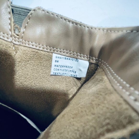 Blondo Stacy ankle waterproof suede boots with buckle lugged sole taupe size 8 - Picture 6 of 6